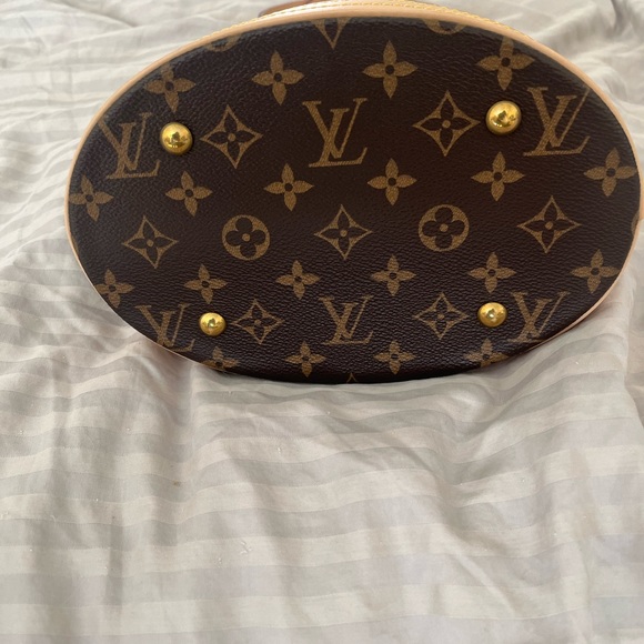 Louis Vuitton Petit Bucket Bag - Picture 8 of 8